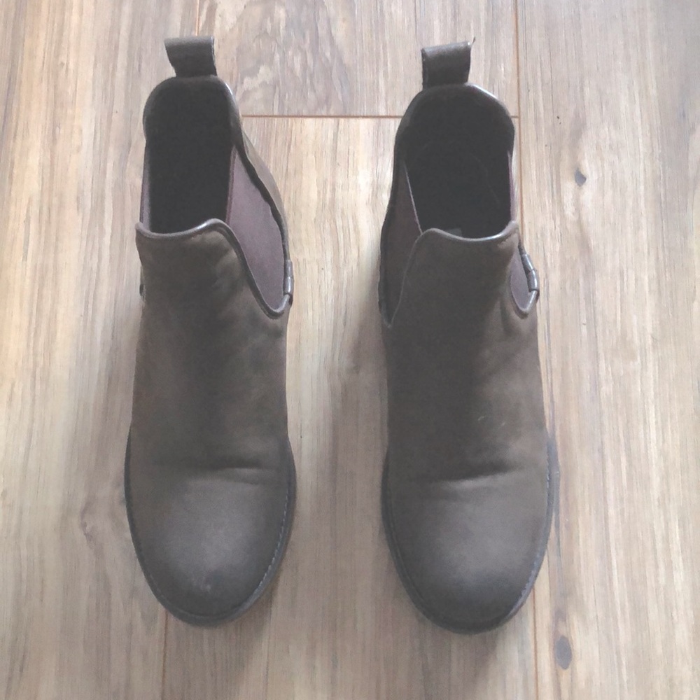 Steve Madden Gilte brown nubuck boots